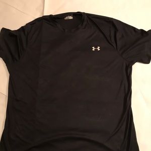 Under Armour athletic shirt 2XL